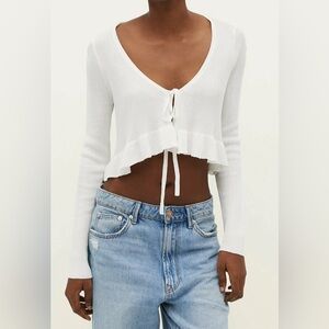 stradivarius White Ribbed Tie-Front Ruffle Hem Cropped Sweater